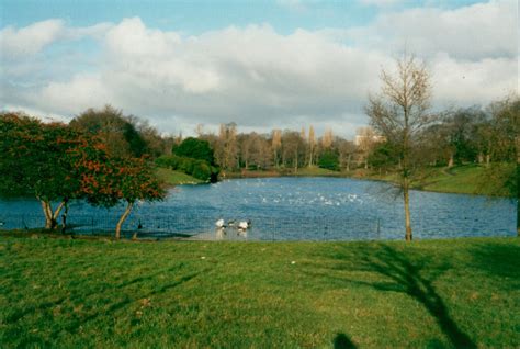 Sefton Park Lake, Liverpool © Humphrey Bolton :: Geograph Britain and Ireland