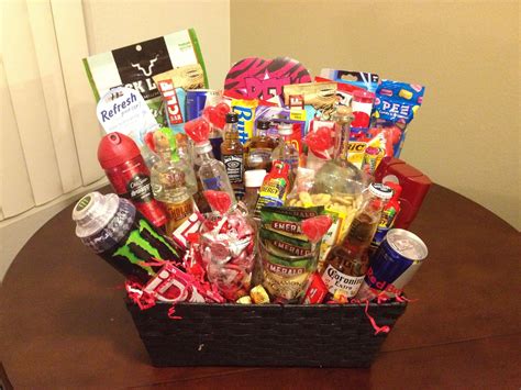 10 Cute Gift Baskets For Men Ideas 2024