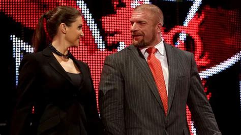 WWE The Authority: Stephanie McMahon & Triple H Womens Royal Rumble ...