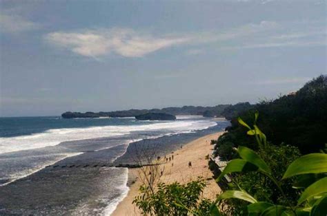 Pantai Indrayanti, Wisata Pantai Eksotis di Gunungkidul, Yogyakarta ...