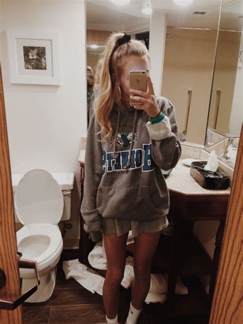 @juliadinlocker | Lazy day outfits, Cute lazy outfits, Vsco outfits