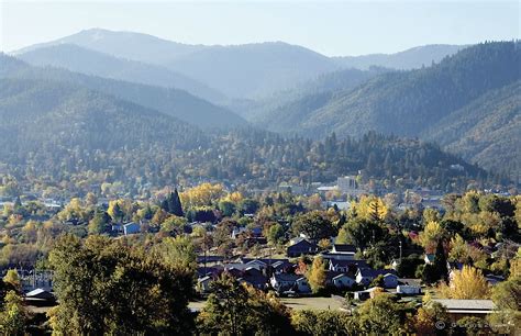 Wanderings: Ashland, Oregon - Western Art & Architecture