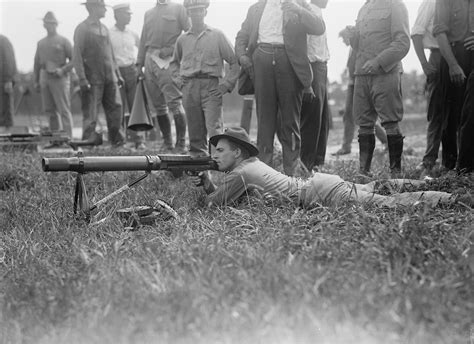 Lewis Gun: The World's First LMG (Light Machine Gun) | The National ...