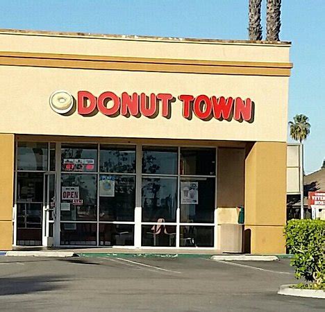 DONUT TOWN, Garden Grove - Restaurant Reviews, Photos & Phone Number - Tripadvisor