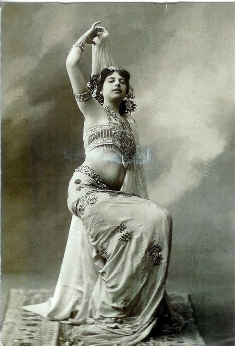 Mata hari, Famous dancers, Dancer