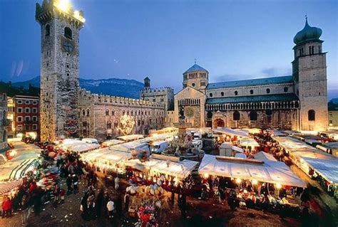 The Most Beautiful Christmas Markets In Italy · HostelsClub