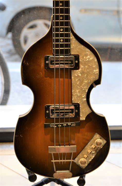 Hofner Violin Bass 1966 Sunburst Bass For Sale Rome Vintage Guitars