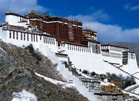 Ladakh Monastery Tour in Kashmir | ID: 14027637588