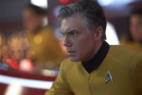 9 Photos & Trailer for STAR TREK: DISCOVERY's Season 2 Finale "Such ...