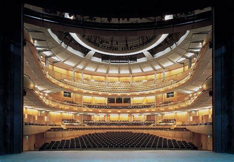 Glyndebourne Opera House | Opera house, Opera, Concert venue