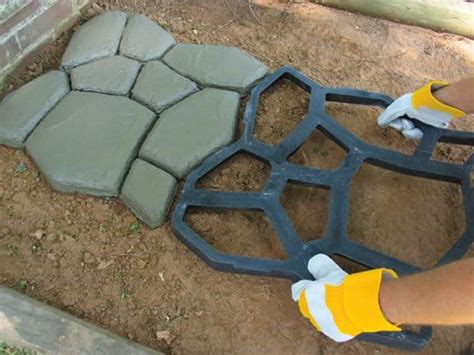 Quikrete Walk Maker Will Have You Laying Pavers Like a Pro