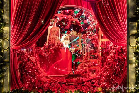 NYC Christmas Windows 2018 – Saks Fifth Avenue – photoframd.com