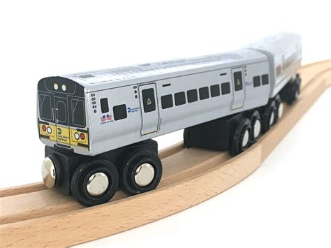 LIRR M7 2-car set – Munipals