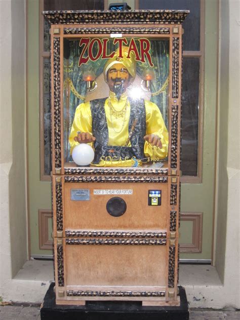 Zoltar machine (from the movie - Big) | Painting, Cool photos, Art