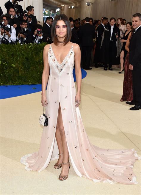 All the Amazing Looks From the 2017 Met Gala Red Carpet