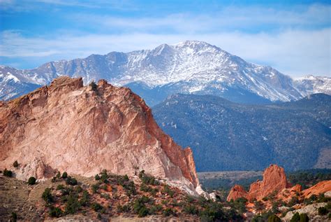 File:Pikes Peak from Garden of the Gods.JPG - Wikipedia, the free ...