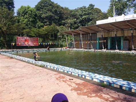 Swimming Pool (Coronation Pool) di bandar Taiping