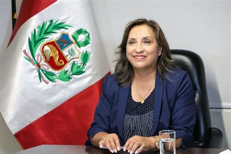 Dina Boluarte renuncia a la inmunidad presidencial tras ser denunciada por la fiscal de Perú ...