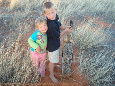 Kalahari Hunting News, Issue #16 -- Tribute to FAMILY