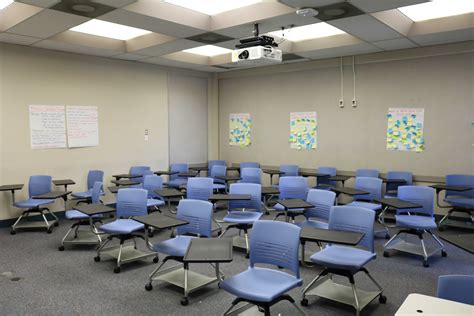 Envisioning the future: College debuts new high-tech classrooms - The ...