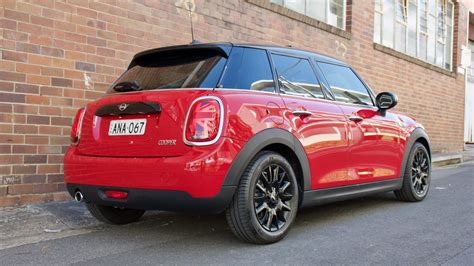 2020 MINI Cooper 5-Door Review | DiscoverAuto