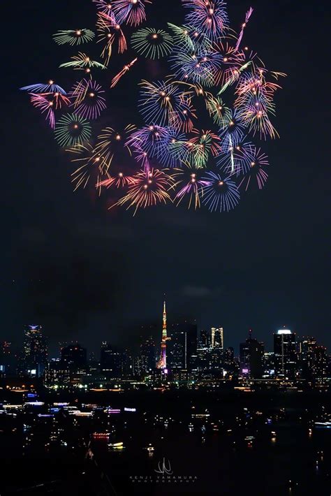 Fireworks over Tokyo | Fireworks, Tokyo, Photo