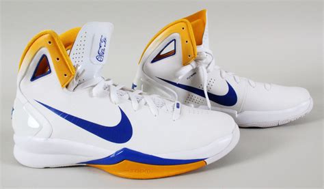 Stephen Curry Game Shoes Warriors 2010 Nike Hyperdunks - COA 100% ...