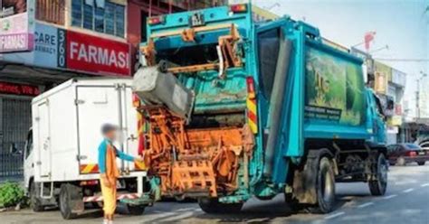 Rubbish truck driver seriously injured after being hit by car | New Straits Times