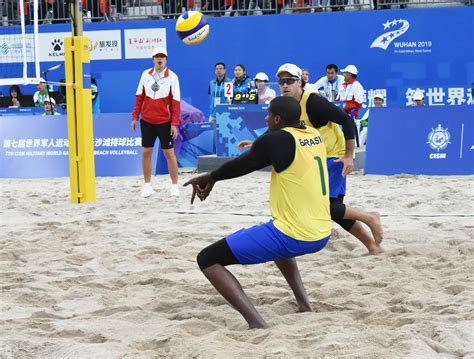 Beach Volleyball Olympics Men / Men S Beach Volleyball Brazil Wins Gold ...