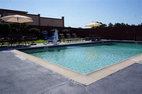 QUALITY INN - Updated 2024 Prices & Hotel Reviews (Madisonville, TX)