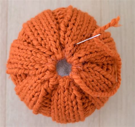 Easiest Large Pumpkin Knitting Pattern - Gina Michele | Fall knitting ...