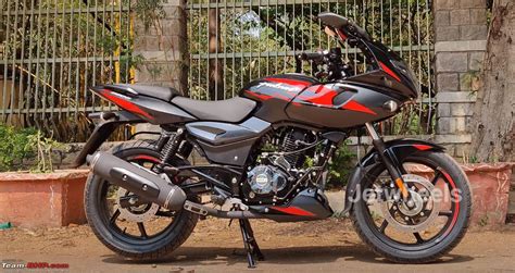 2021 Bajaj Pulsar 220F to get new colour options - Team-BHP