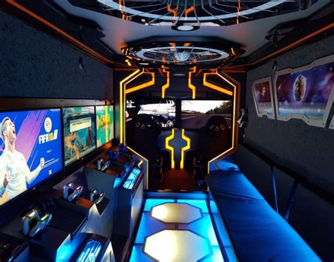 Mobile Gamer Truck – Party Entertainment | Scarlett Entertainment UK Corporate Entertainment ...