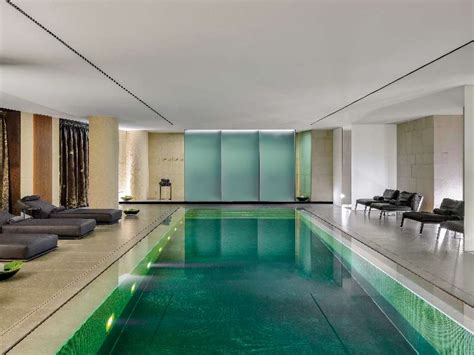 Luxury Hotel Offers Near Via Montenapoleone | Bulgari Hotel Milano