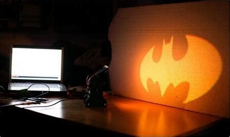 DIY A Batman Lamp | Gadgetsin