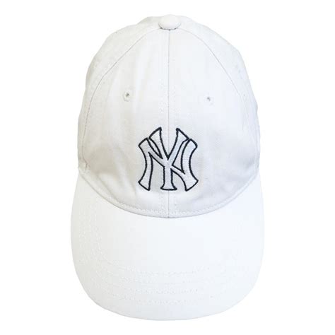 NY Cap Vintage New York Yankees White Stain inside... - Depop