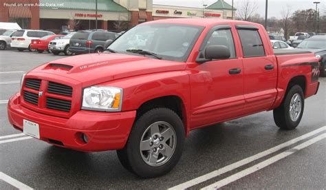 2005 Dodge Dakota III 4.7 V8 (238 Hp) 4x4 Automatic | Technical specs ...