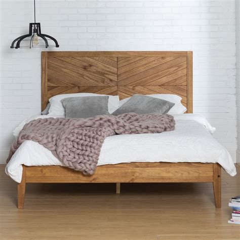 Manor Park Transitional Solid Wood Queen Platform Bed, Caramel ...