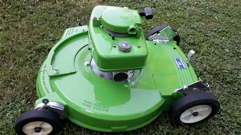 1970 Lawnboy 21" inch push mower model 7004 - YouTube