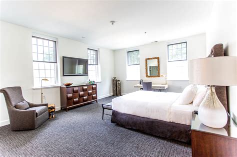 ROOMS | Delafield Hotel | Cool. Contemporary. Sophisticated.