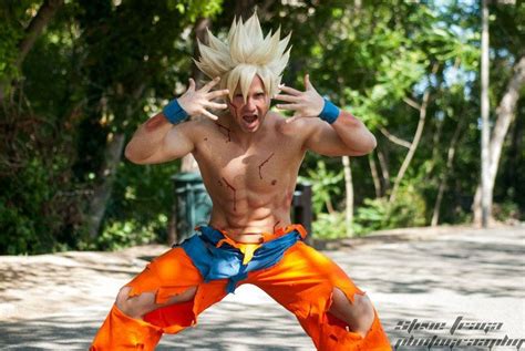 Amazing Goku Cosplay