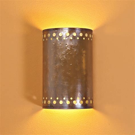 Hammered Copper Indoor Wall Sconce in 2021 | Indoor wall sconces, Rustic wall lighting, Copper ...