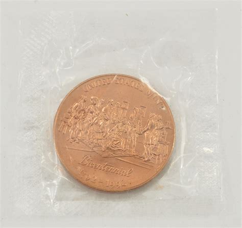 Official US Mint Bronze United States Mint Bicentennial 1792-1992 Medal ...