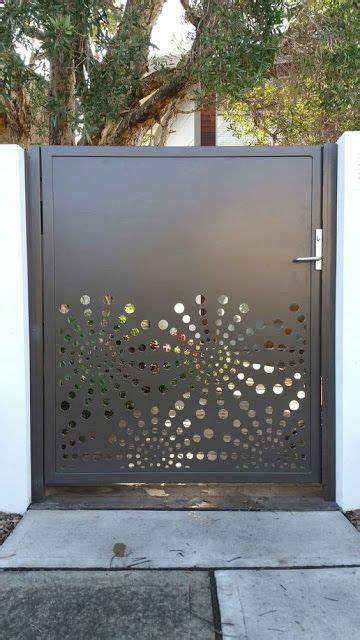 Metal Gate Color Ideas / 3 / Size, wood, wood finish, thickness of square tubing and powder coat ...