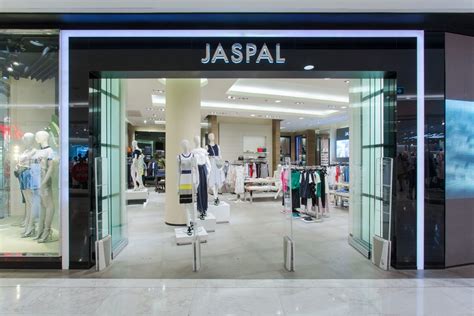 Jaspal - EmQuartier