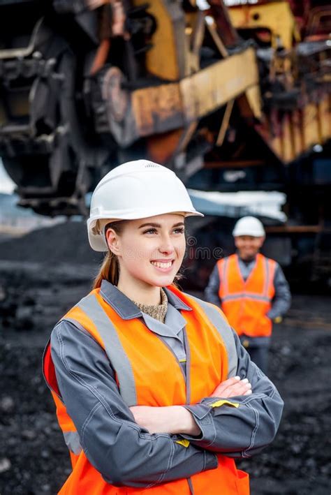 Coal mining workers stock image. Image of construction - 92954487