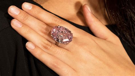 Sotheby’s Hong Kong Sold a 59.60-Carat Pink Star Diamond Ring - Coveteur