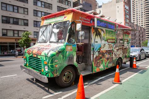 10 Best New York Street Food Vendors For Delicious, Quick Bites