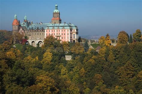 Castle Ksiaz in Walbrzych, Poland Editorial Stock Photo - Image of castle, autumn: 16793488