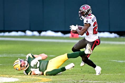 Packers vs. Buccaneers recap: Comeback falls short at Lambeau Field